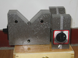 數(shù)控滑臺在方筒方箱制造中的作用